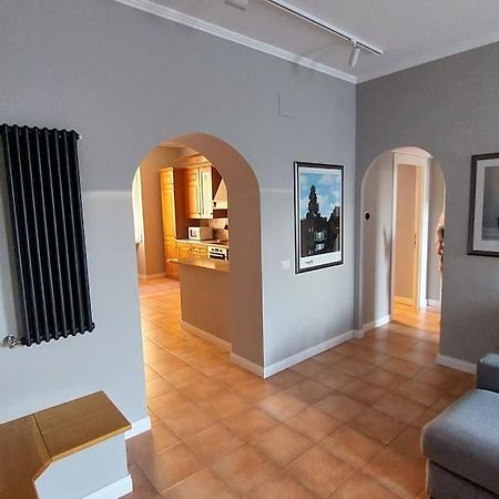 Appartement Domus Giulia & Andrea à Rome Extérieur photo