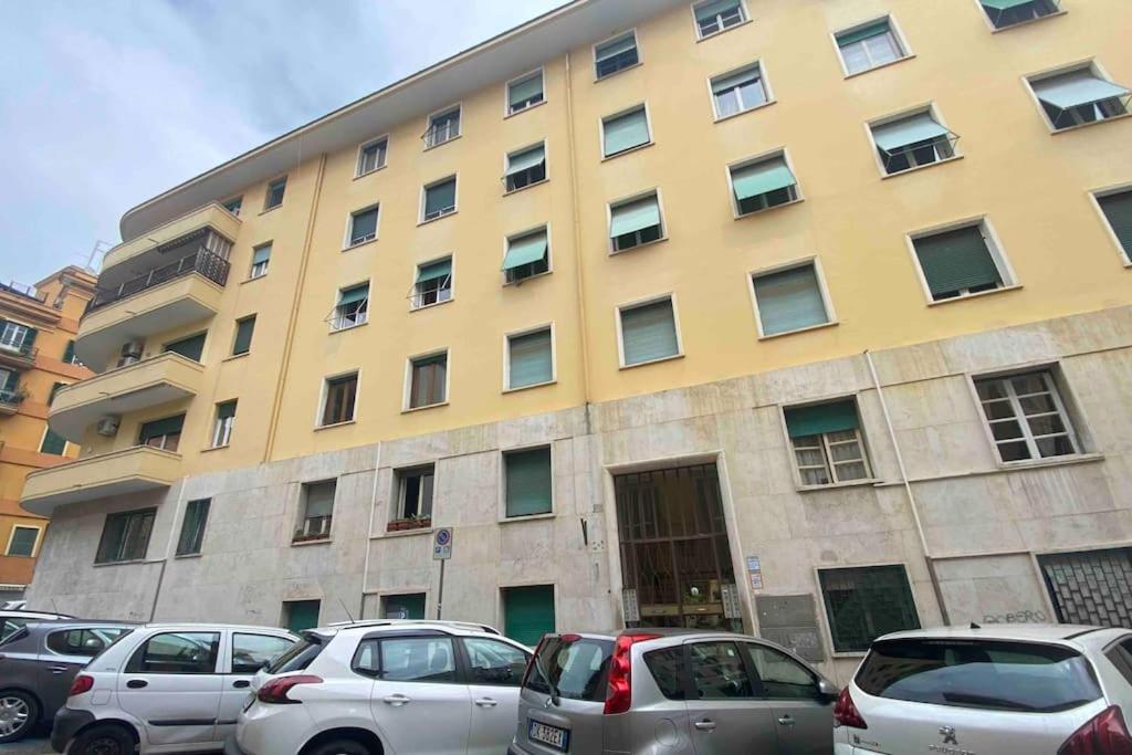 Appartement Domus Giulia & Andrea à Rome Extérieur photo